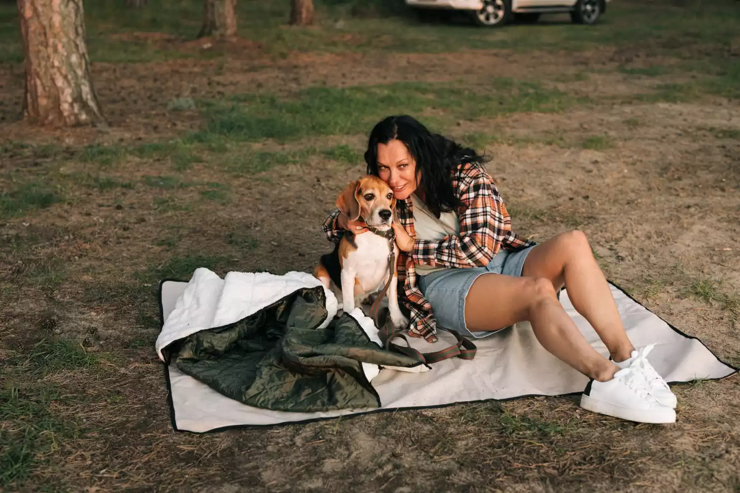 white picnic blanket waterproof