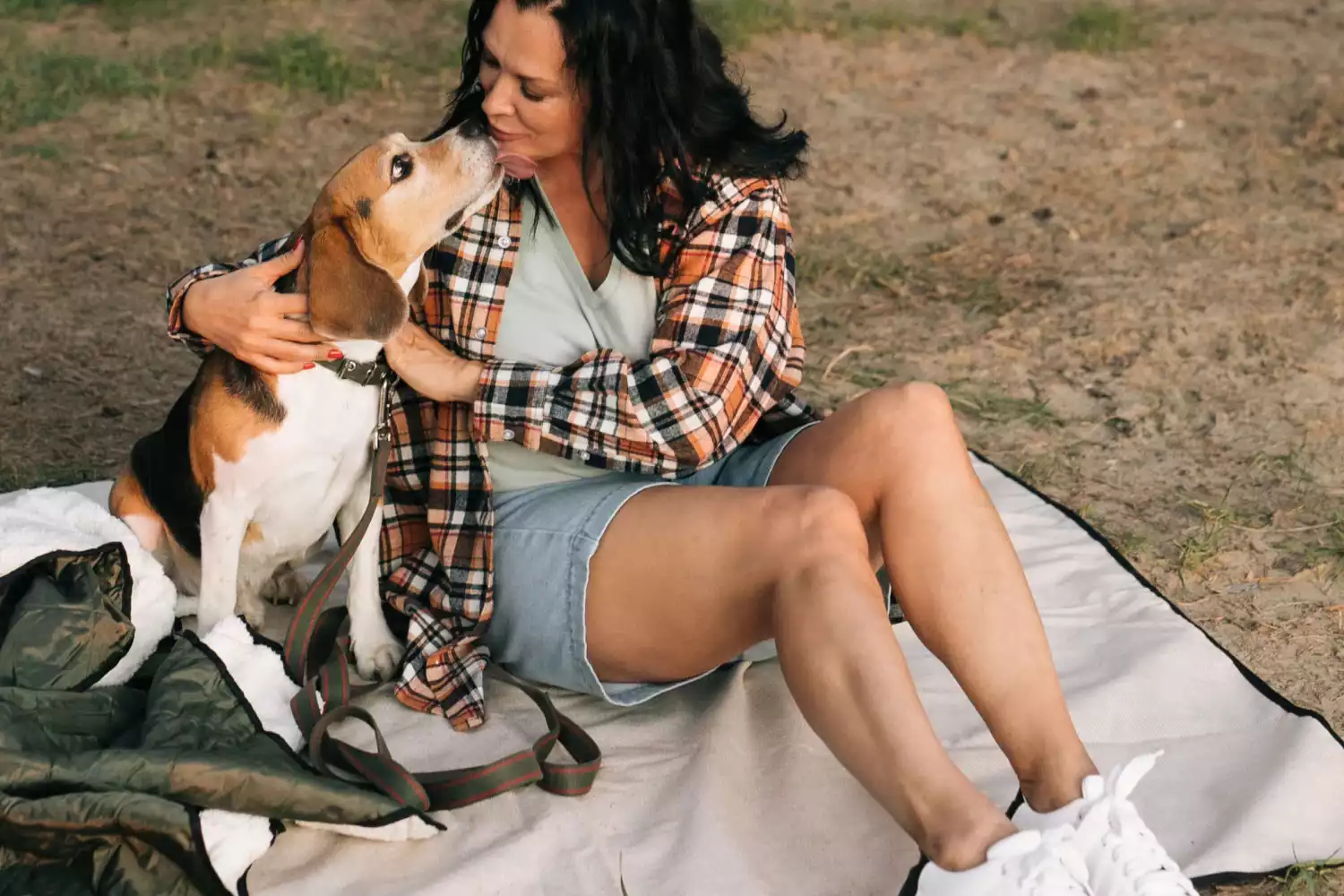 beach picnic blanket